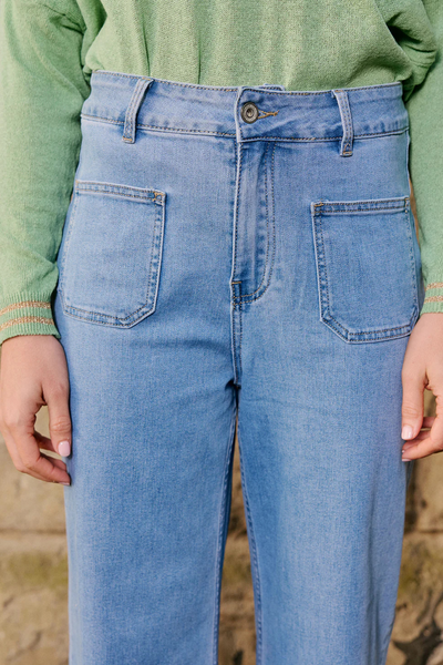 Eddie 7/8th Jean Light Wash