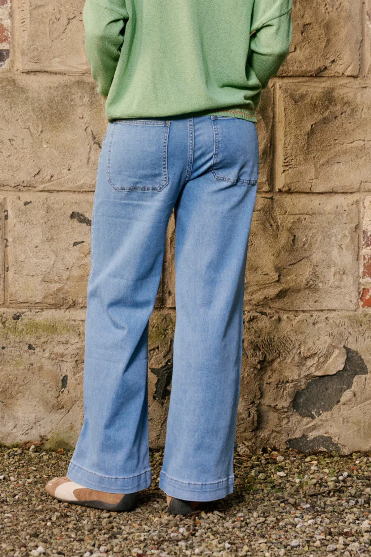 Eddie 7/8th Jean Light Wash