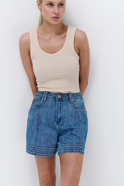 Sydney Short Dakota Wash