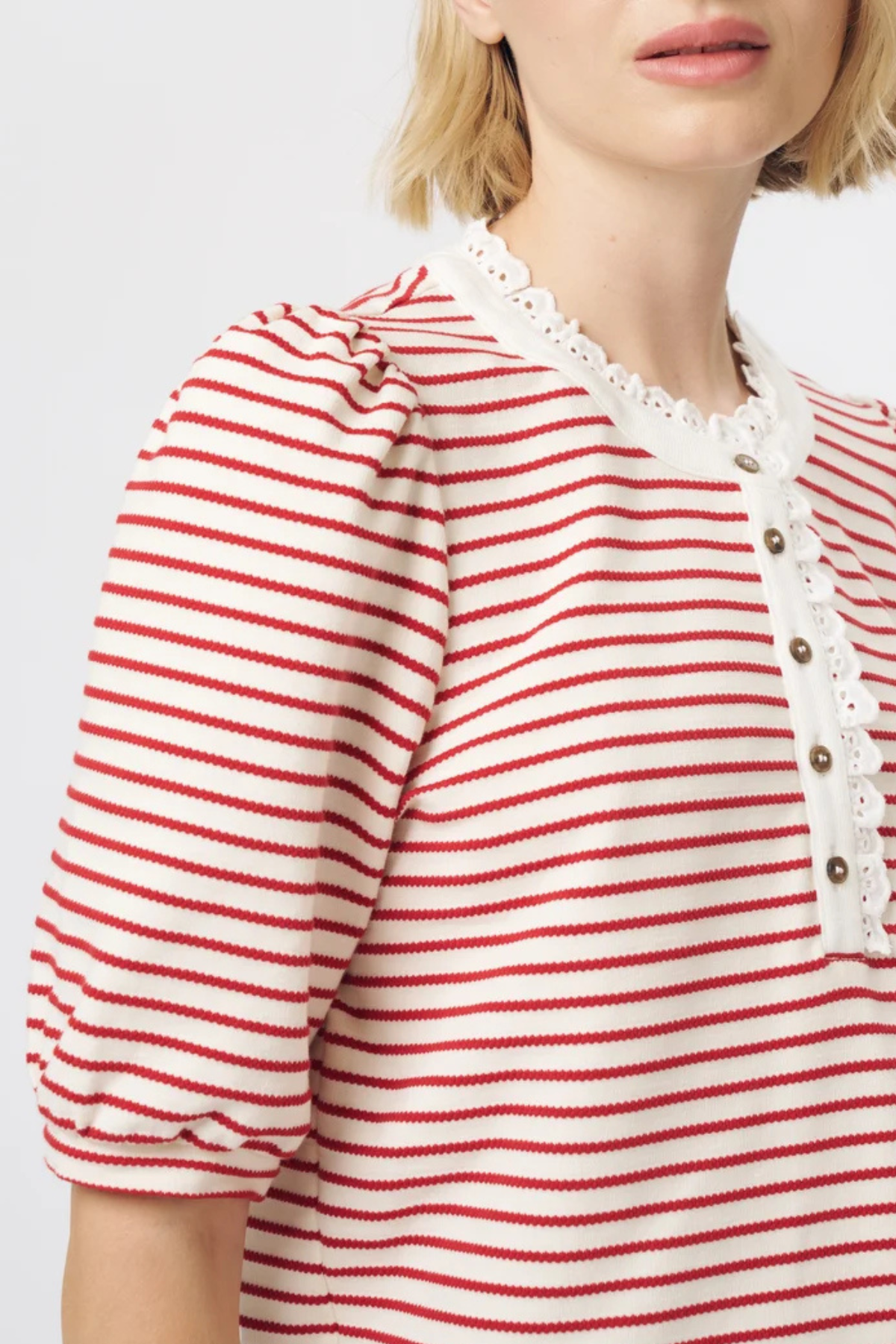 Jacqueline Blouse White Red Stripe