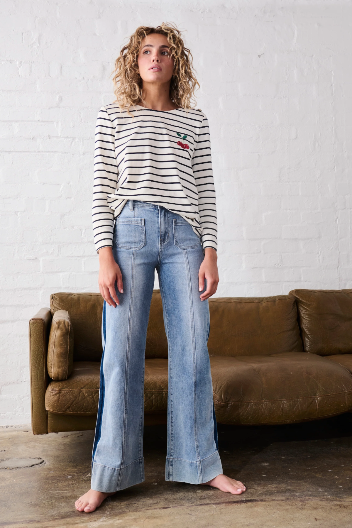Erin Top Cherry Navy & White