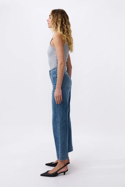Freya Jean Dakota Wash