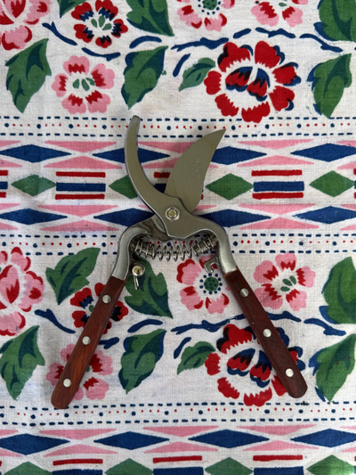 Premium Wooden Secateurs