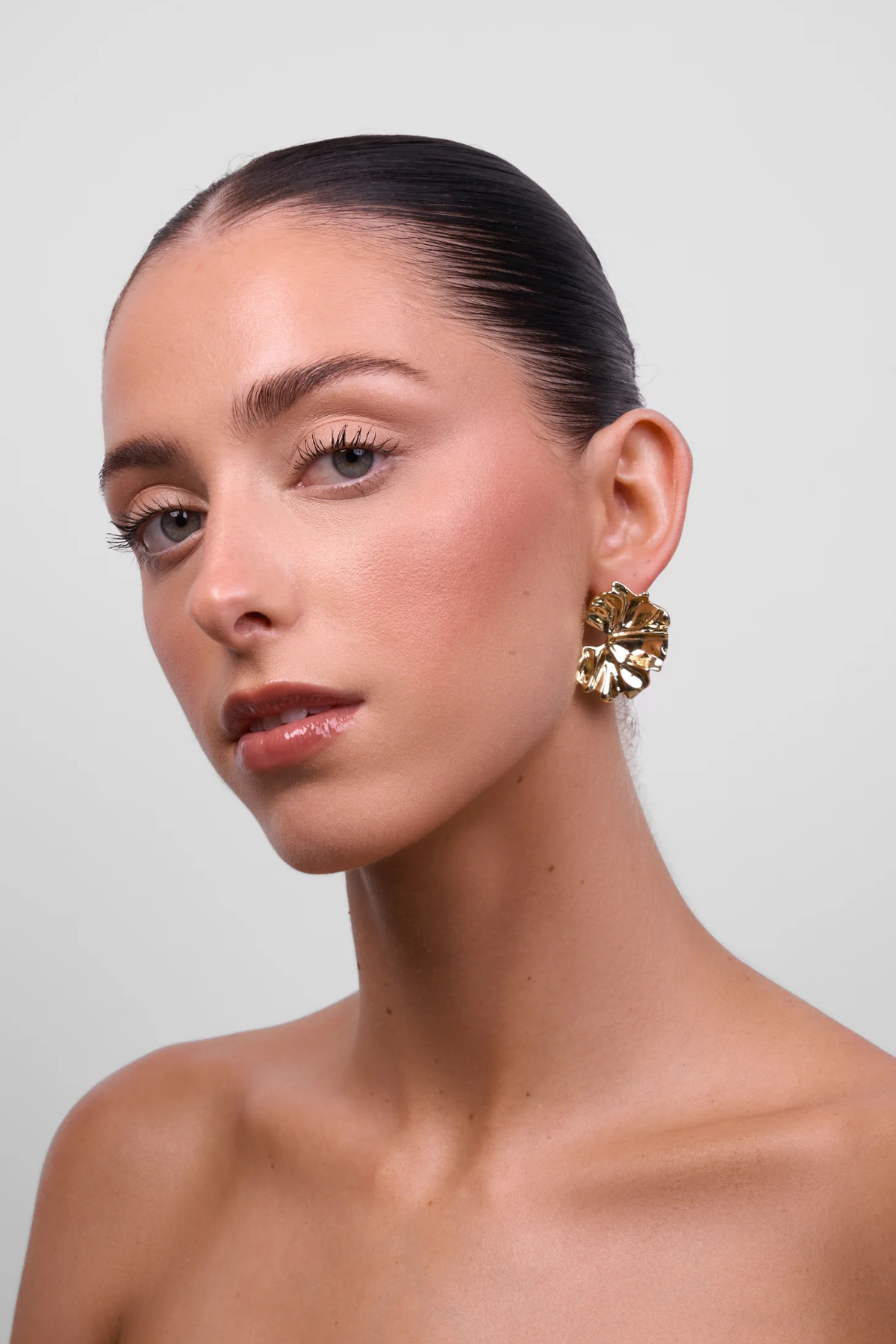 Henrietta Soft Gold Earring