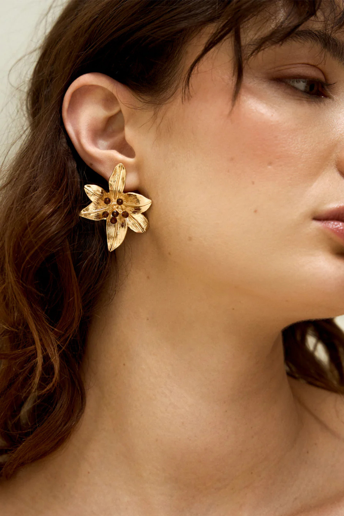 Iris Soft Gold Earring