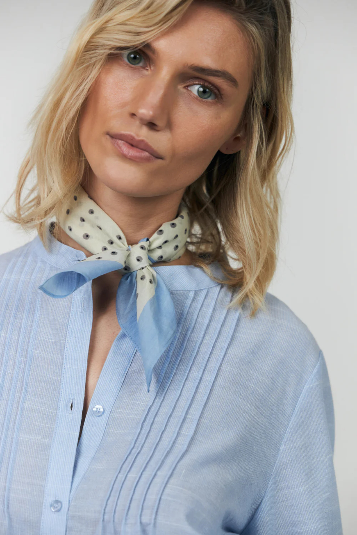 Dot Scarf Light Blue
