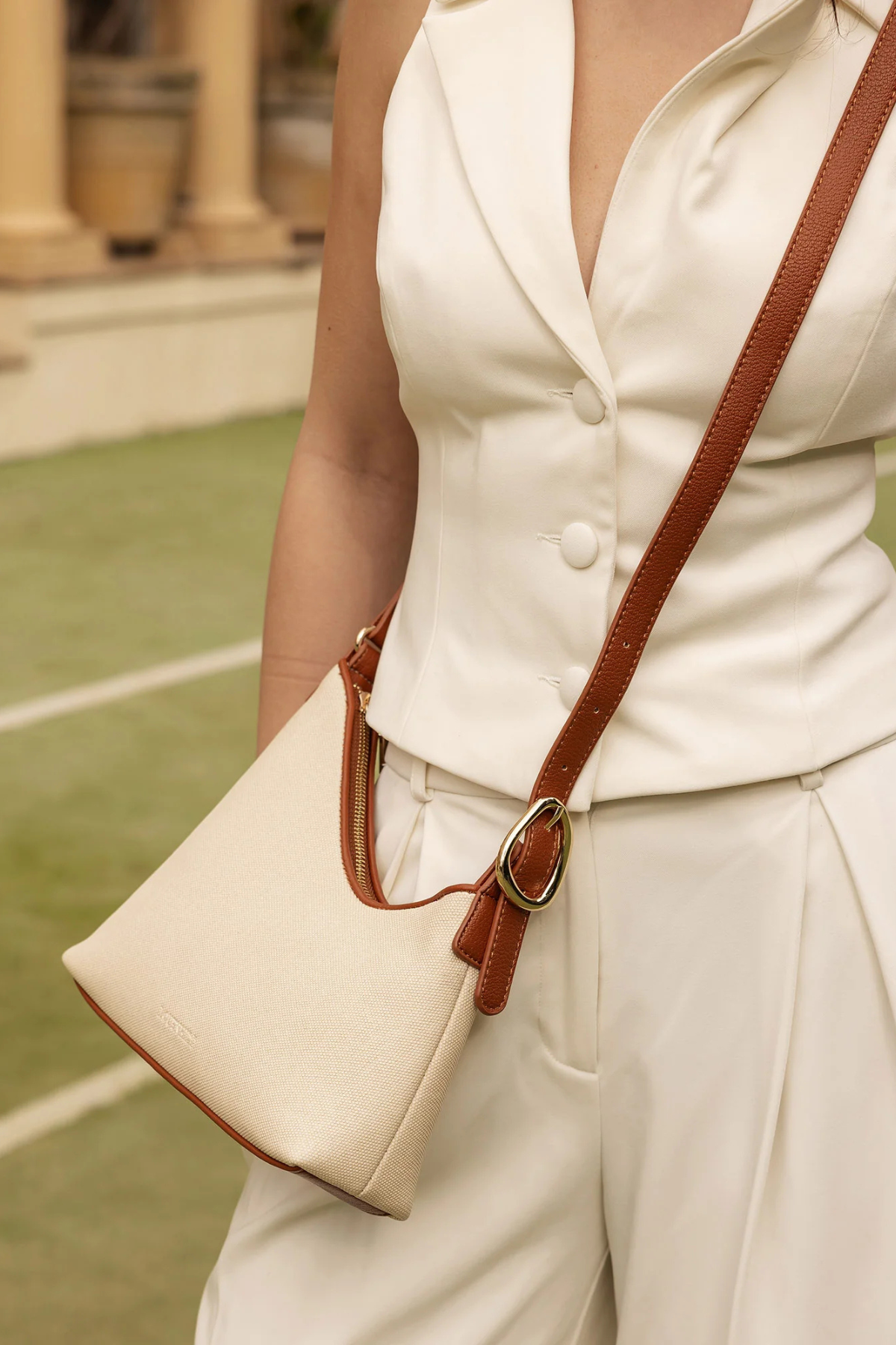 Amelia Shoulder Bag Canvas Tan