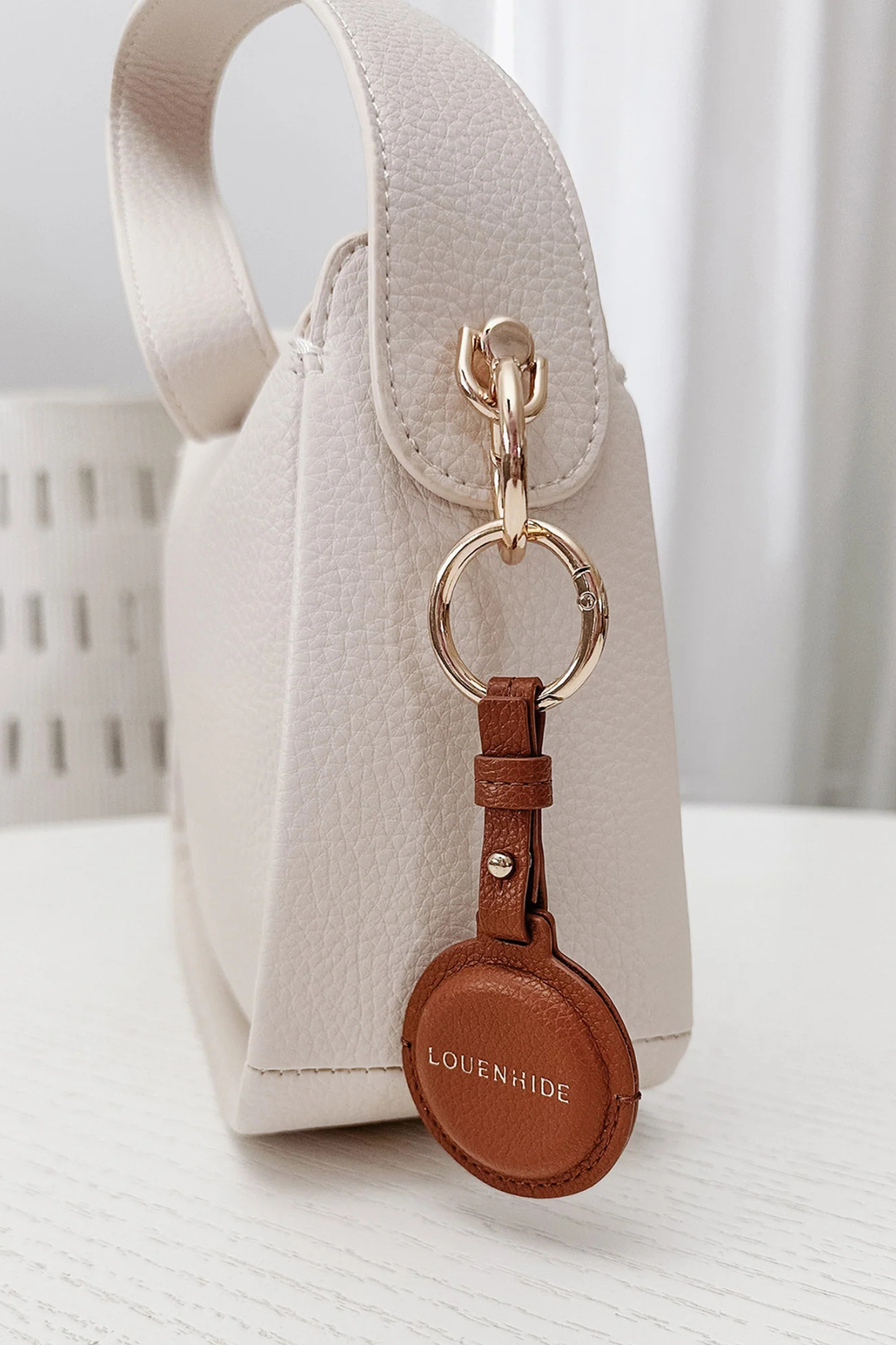 Opal Airtag Case Tan