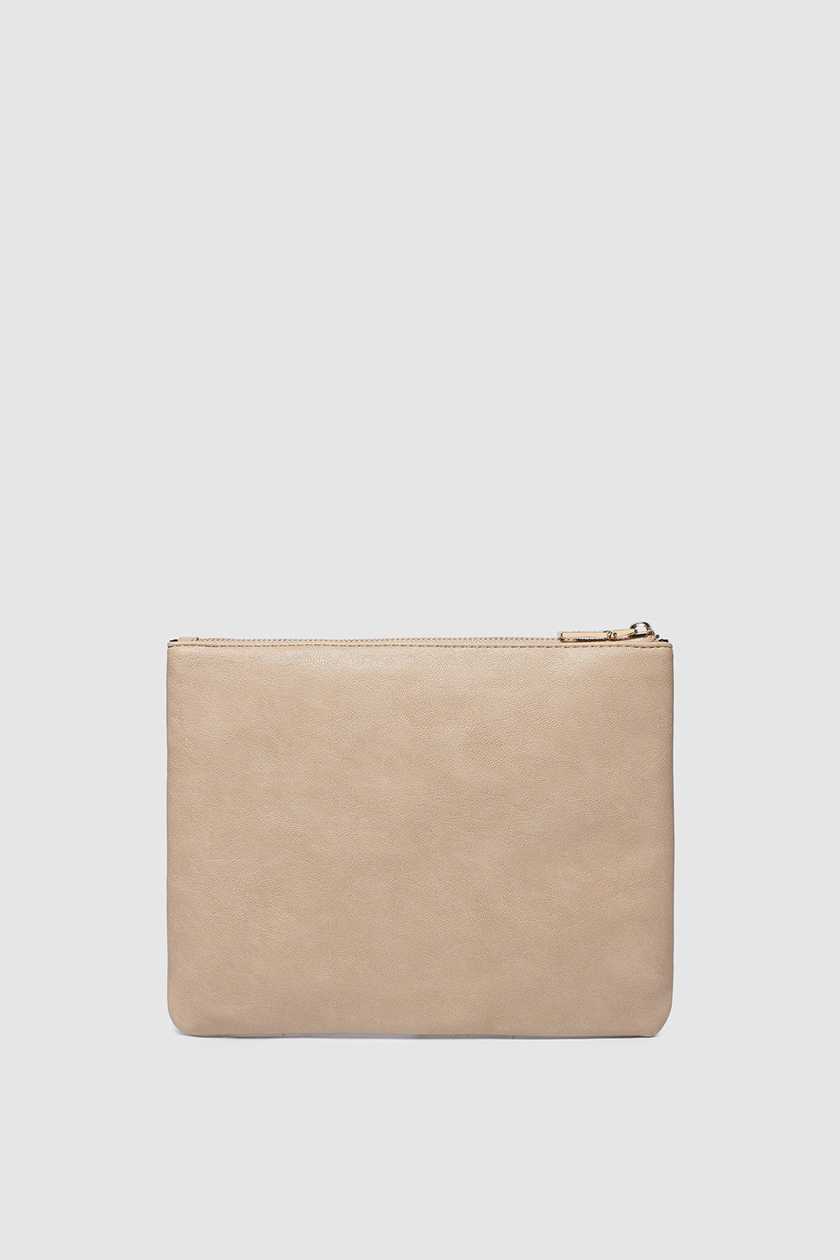 Louie Pouch  Saddle Malt
