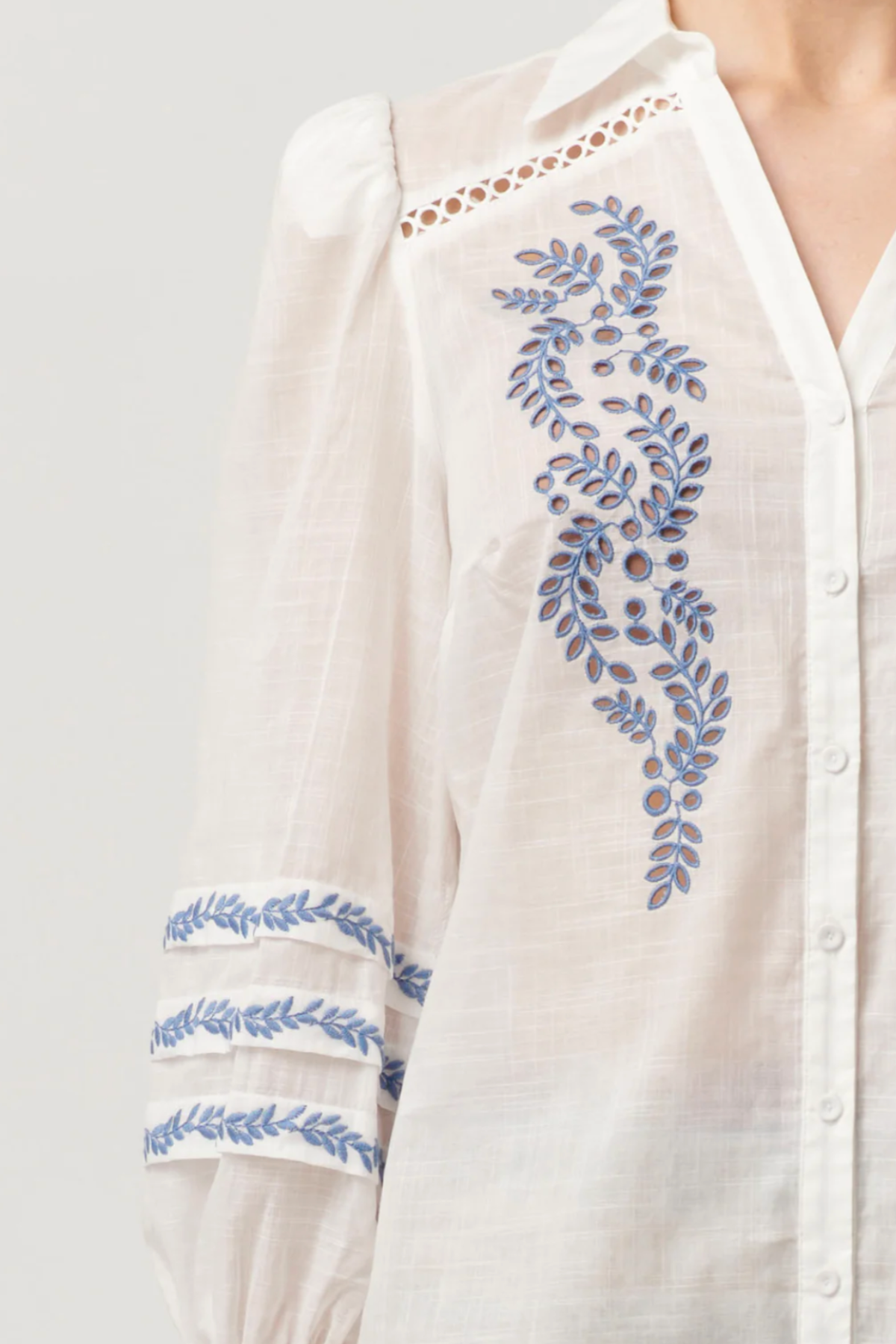 Fleurine Embroidered Cotton Slub Shirt Milk