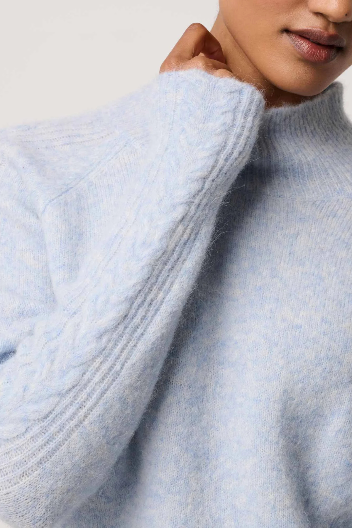 Savanna Alpaca Sweater Blue Frost