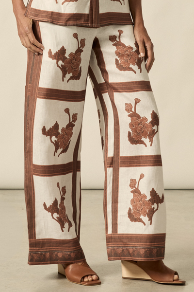Gesture Pant Coffee Collage