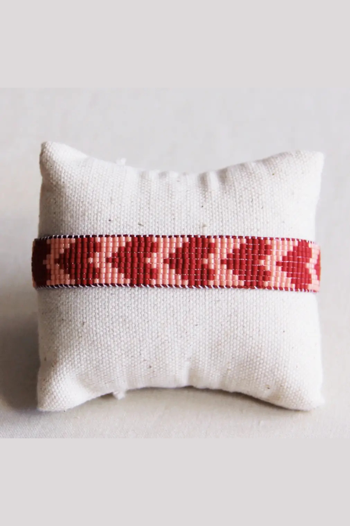 Hearts Weaving Bracelet Salmon