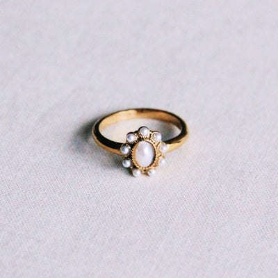 Vintage Stone & Pearl Ring