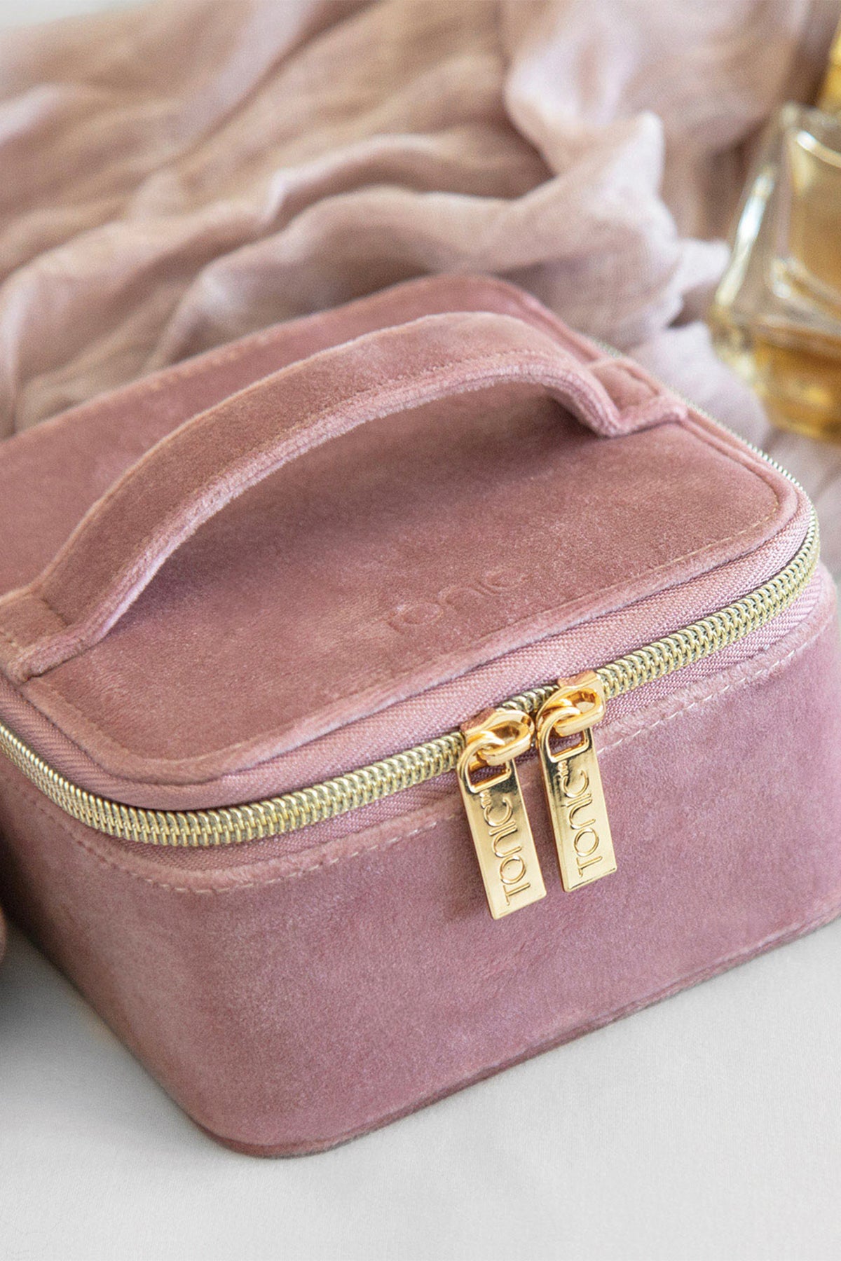 Luxe Velvet Jewellery Cube Musk