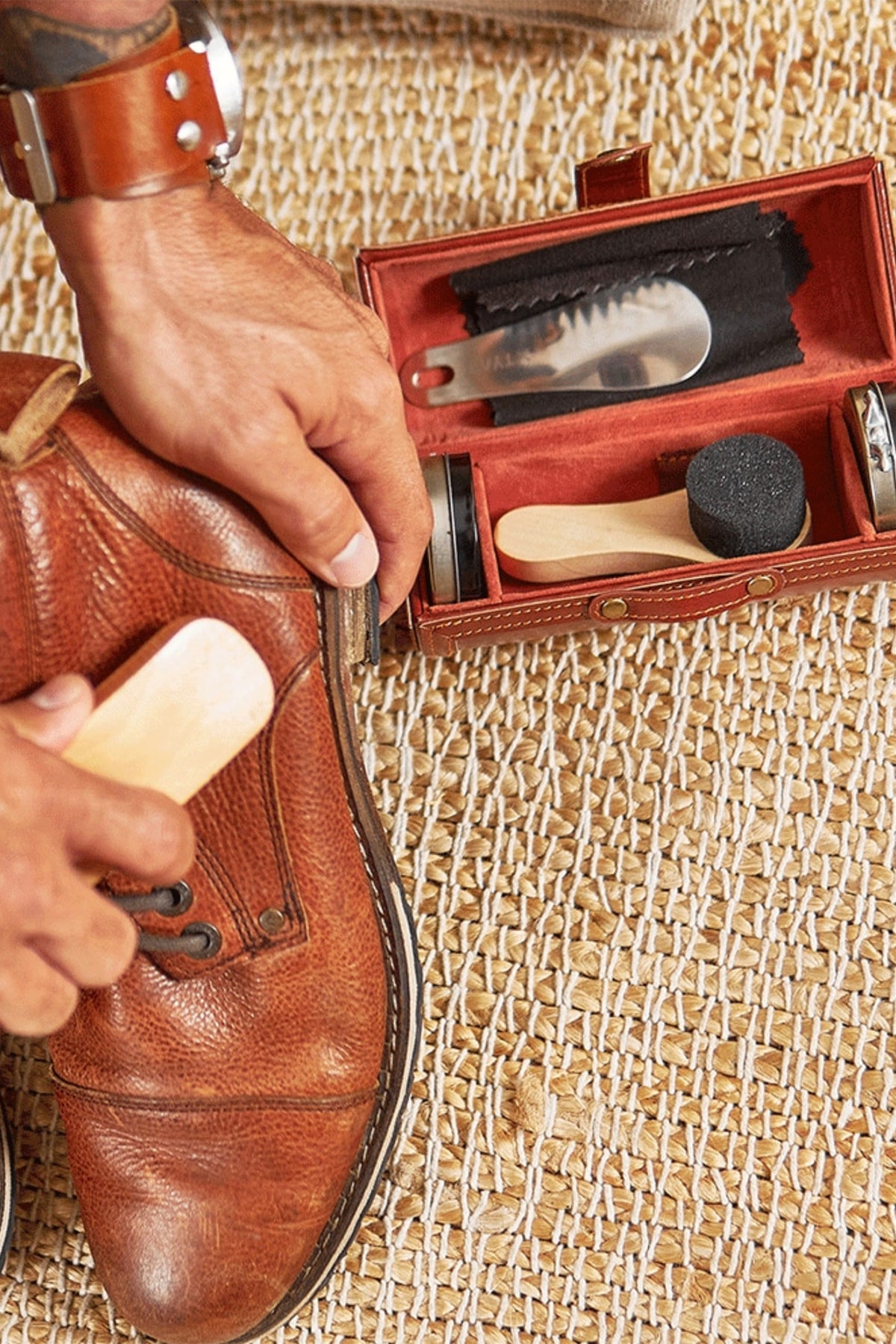 Gentlemans Shoe Shine Kit